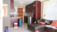 Lounges - 20 square meters of property in Alliance