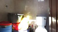 Staff Bathroom - 3 square meters of property in Alliance