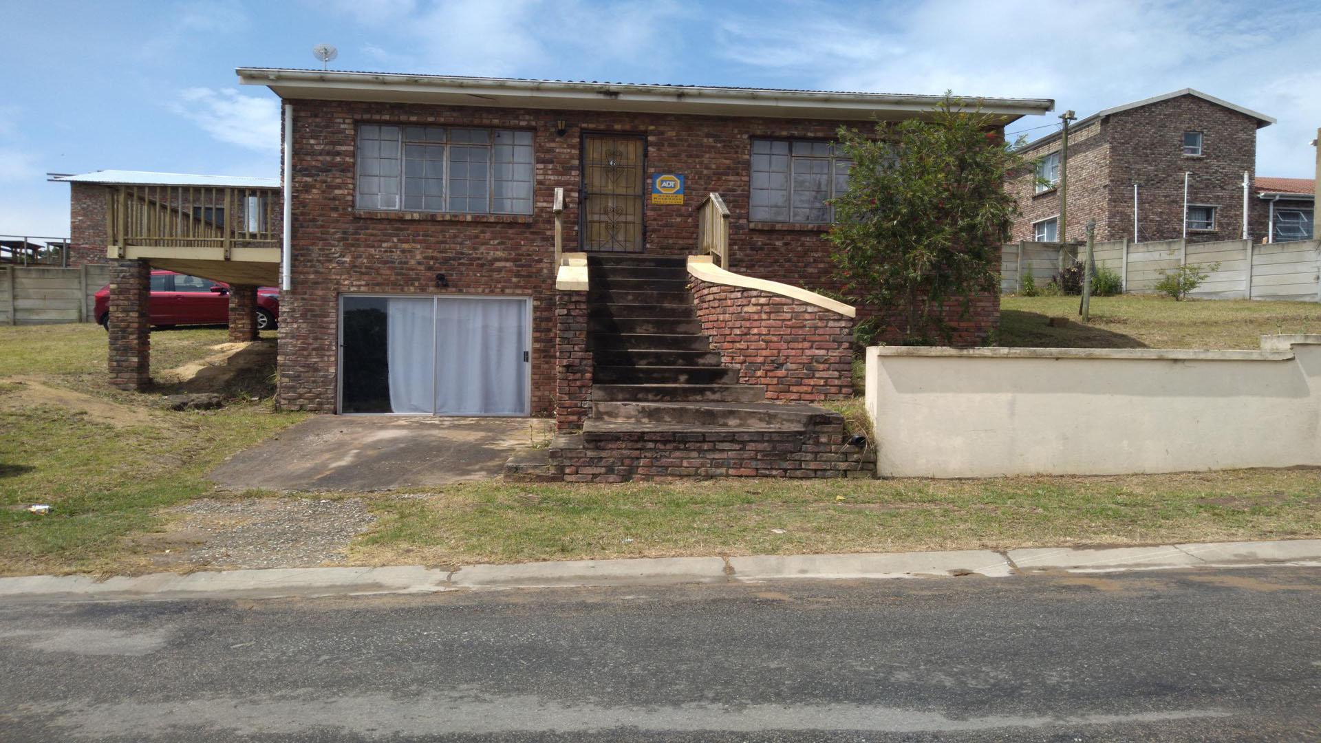 Front View of property in Pacaltsdorp