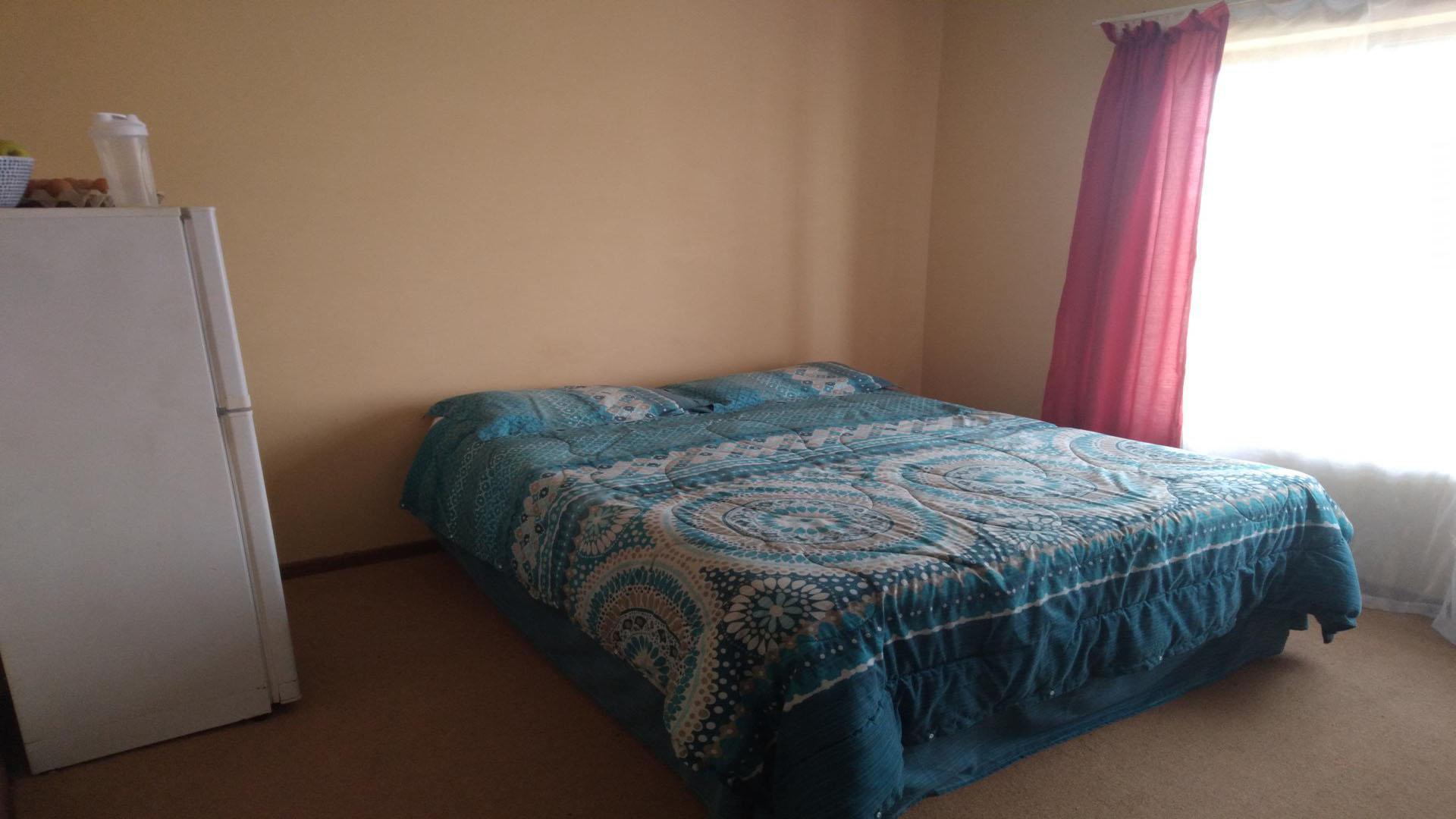 Bed Room 2 of property in Pacaltsdorp