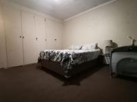Bed Room 1 of property in Glen Marais