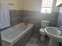 Bathroom 1 of property in Witpoortjie