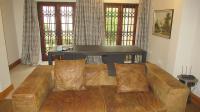 Lounges - 20 square meters of property in Parktown North
