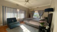 Main Bedroom - 17 square meters of property in Musgrave