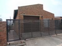 Front View of property in Kwa-Thema