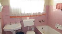 Bathroom 1 - 7 square meters of property in Florida