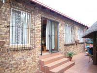 3 Bedroom 2 Bathroom House for Sale for sale in Eldoraigne