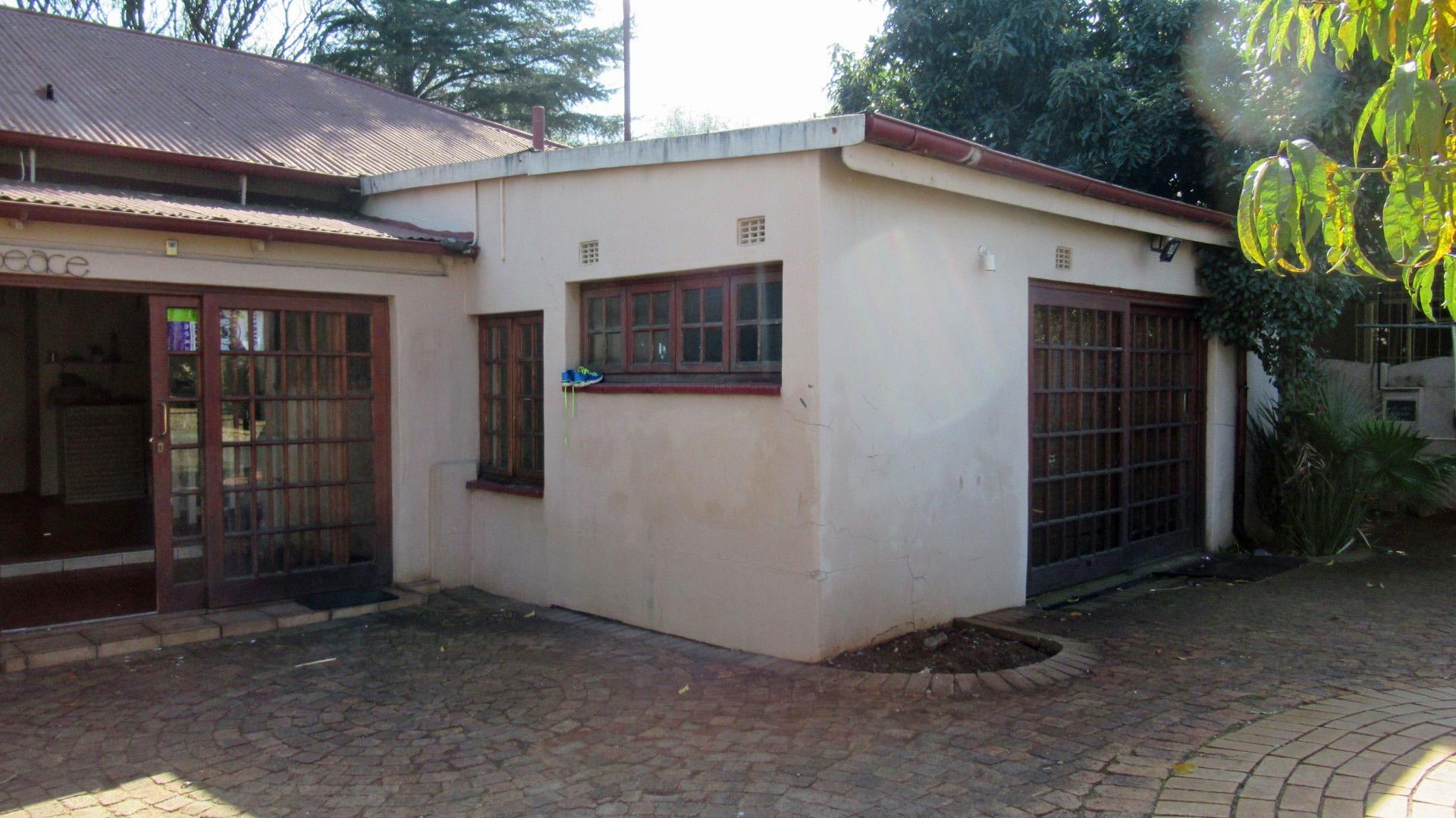 FNB Quick Sell 3 Bedroom House for Sale in Brakpan MR57341