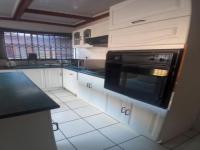 Kitchen of property in Dobsonville