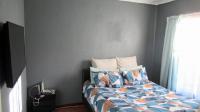 Bed Room 2 - 13 square meters of property in Orion Park