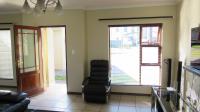 Lounges - 26 square meters of property in Helderwyk Estate