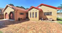 6 Bedroom 2 Bathroom House for Sale for sale in Lenasia South