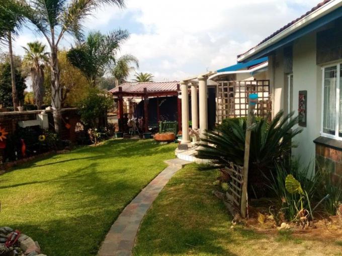 6 Bedroom House for Sale For Sale in Edelweiss MR573659