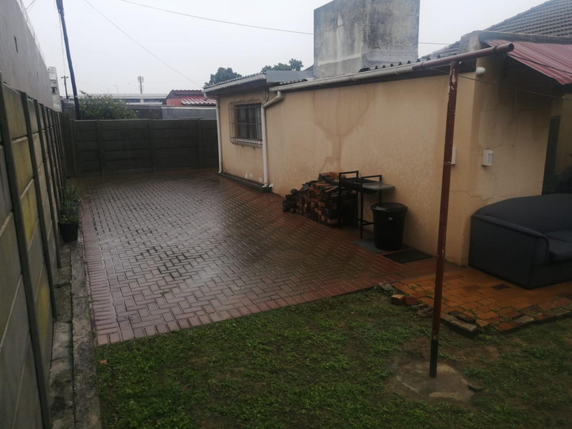 5 Bedroom House for Sale For Sale in Goodwood MR573793 M