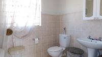 Main Bathroom - 6 square meters of property in Annlin