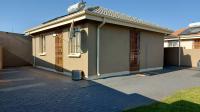 2 Bedroom 1 Bathroom House for Sale for sale in Crystal Park