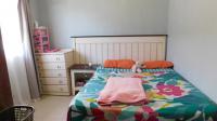 Bed Room 1 - 12 square meters of property in Lovu