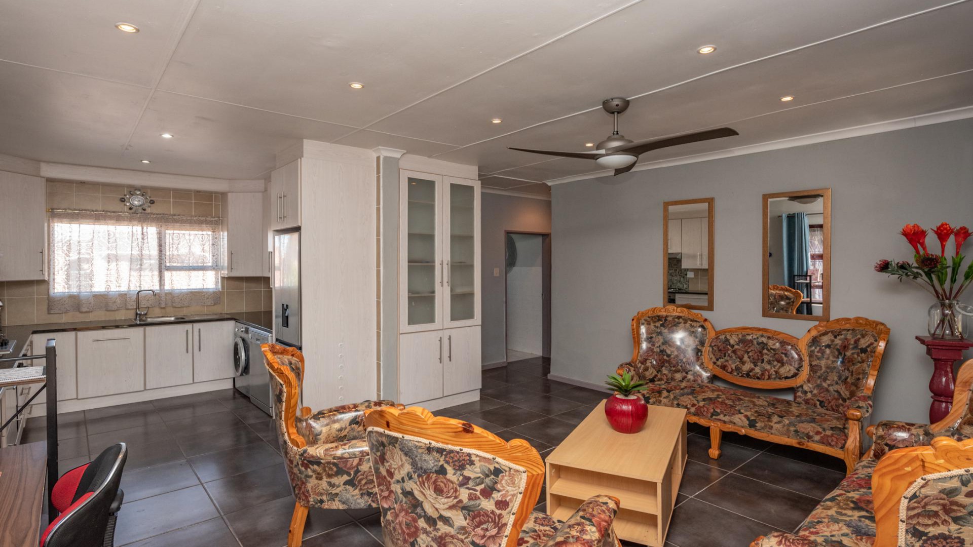 Dining Room of property in Port Elizabeth Central