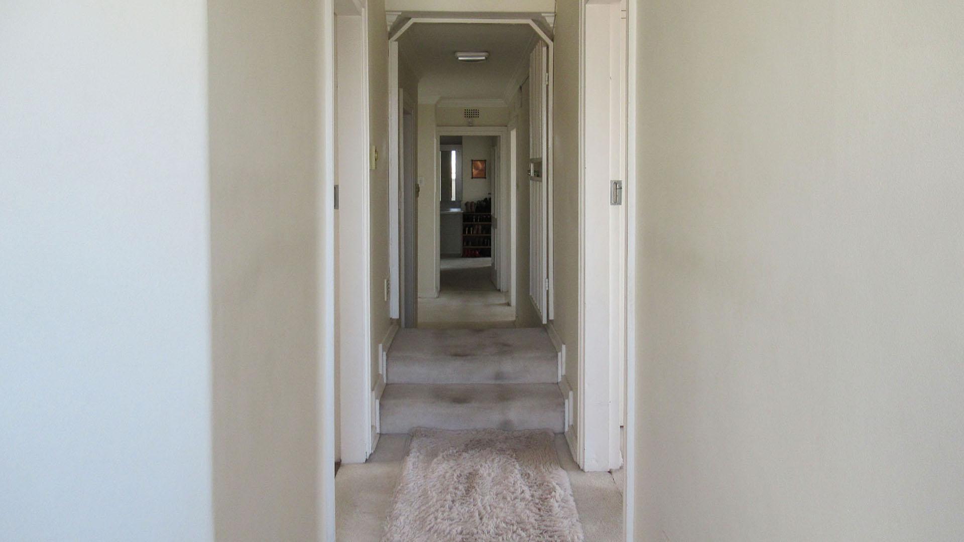 Spaces - 44 square meters of property in Killarney