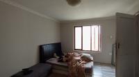 Bed Room 2 - 16 square meters of property in Buccleuch