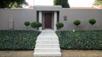 Front View of property in Parkmore
