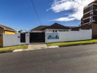 8 Bedroom 9 Bathroom House for Sale for sale in Southernwood