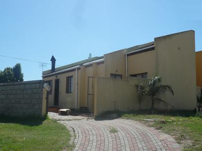 Standard Bank Repossessed 3 Bedroom House for Sale on online auction in Kraaifontein - MR57467 ...