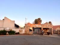 1 Bedroom 1 Bathroom Flat/Apartment for Sale for sale in Glen Marais