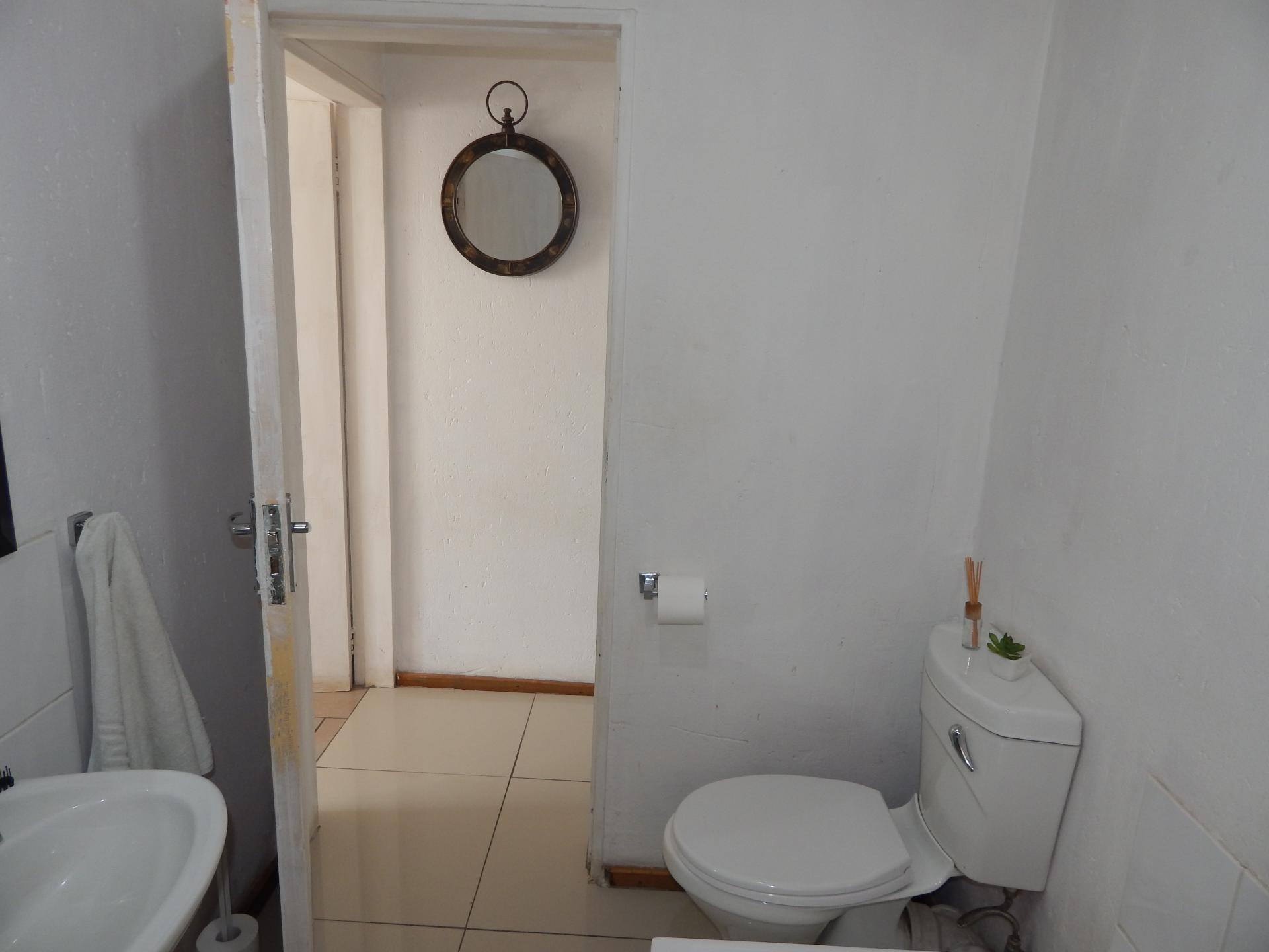  of property in Chloorkop