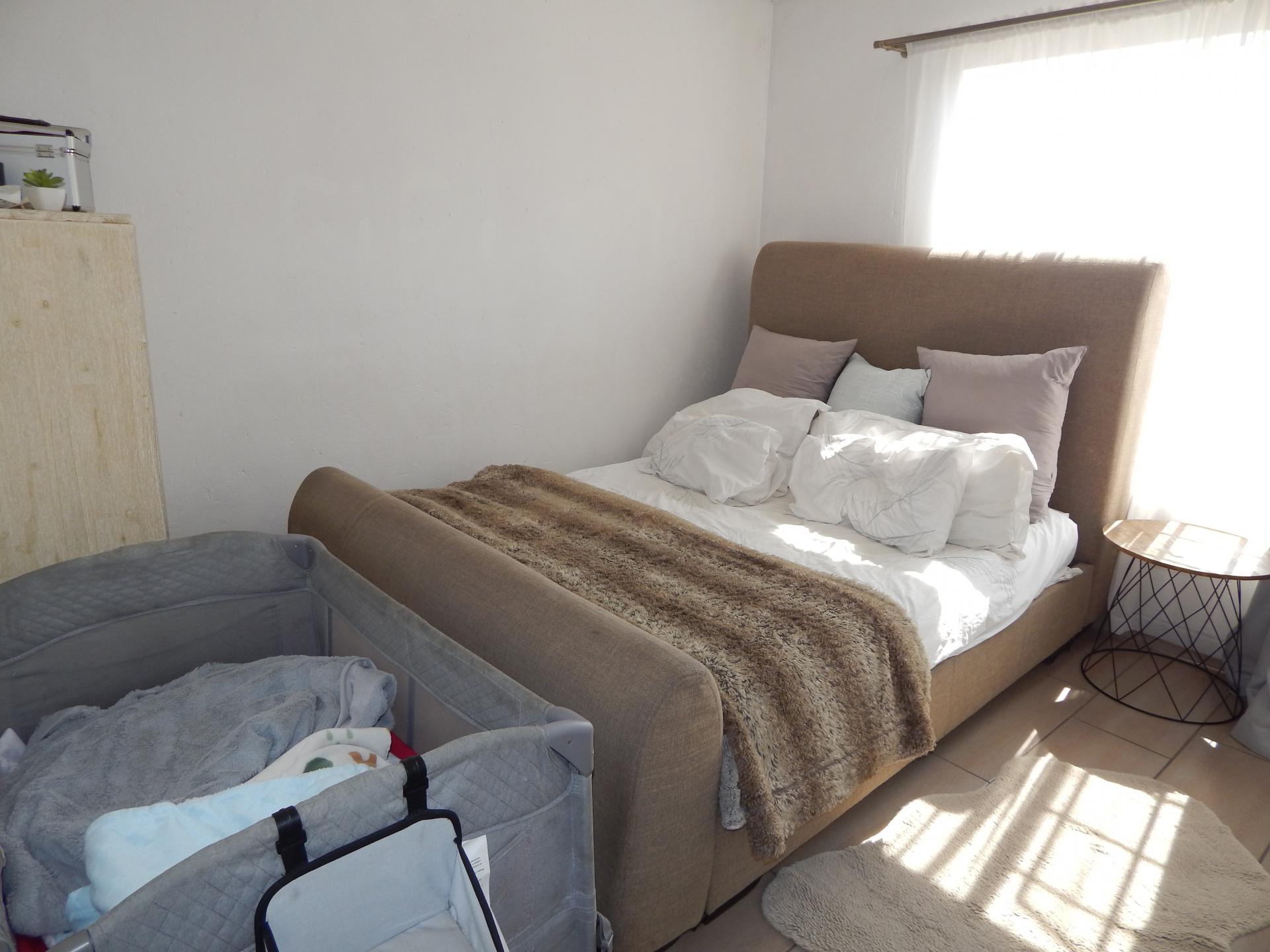  of property in Chloorkop