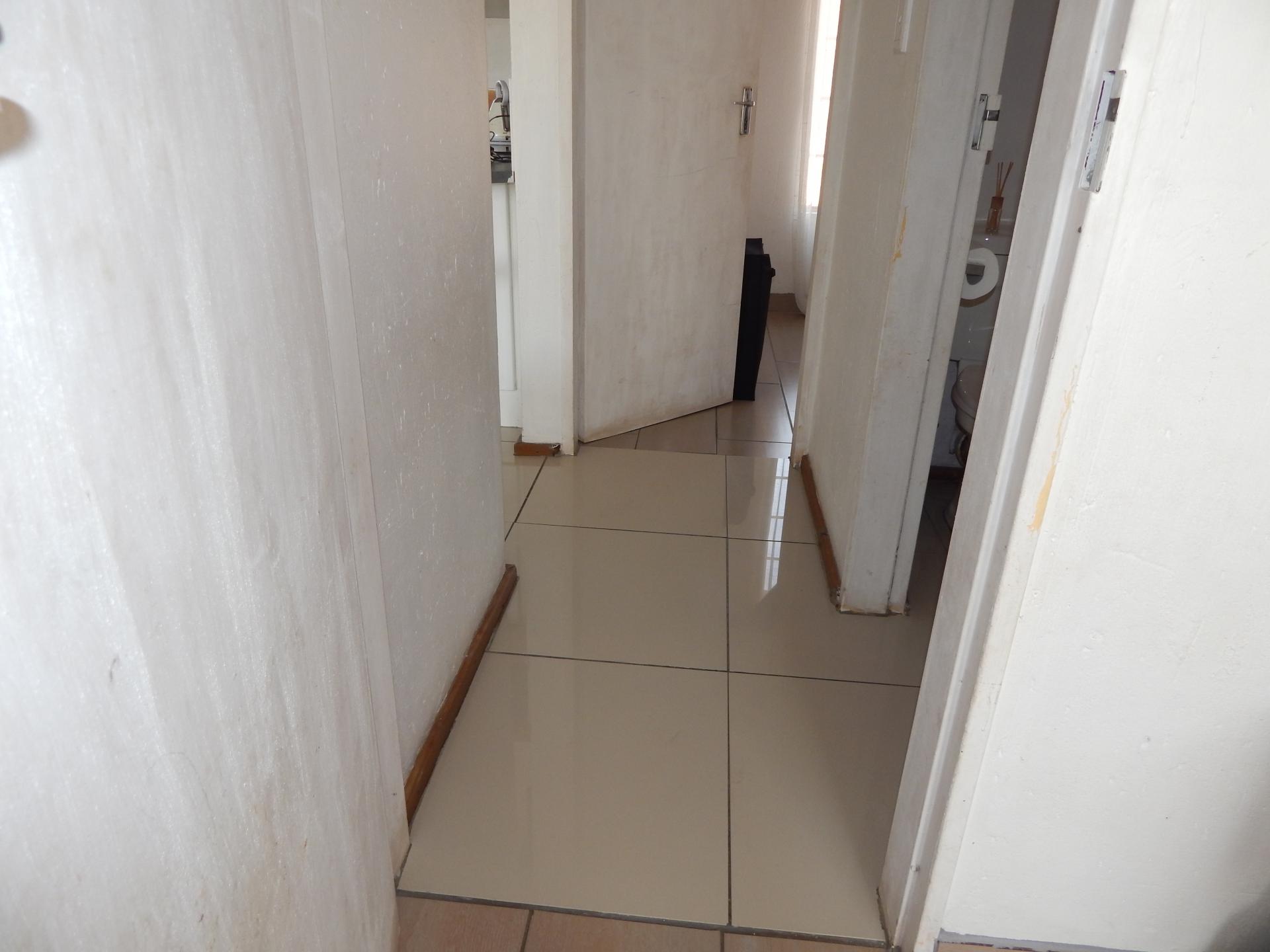 of property in Chloorkop