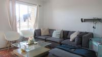 Lounges - 20 square meters of property in Chloorkop
