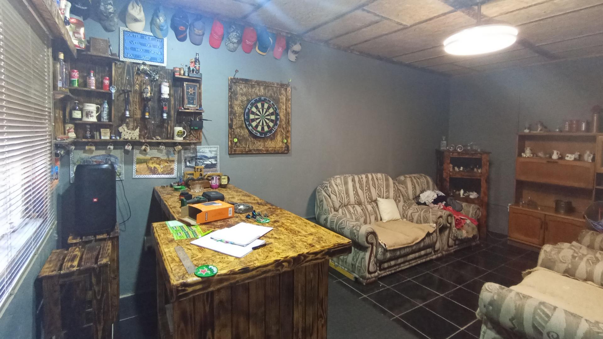 Flatlet of property in Daspoort