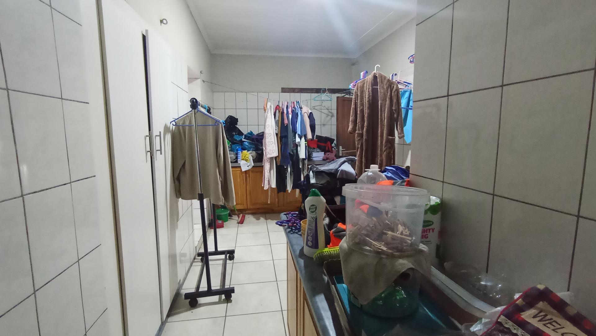 Laundry Room  - 16 square meters of property in Daspoort