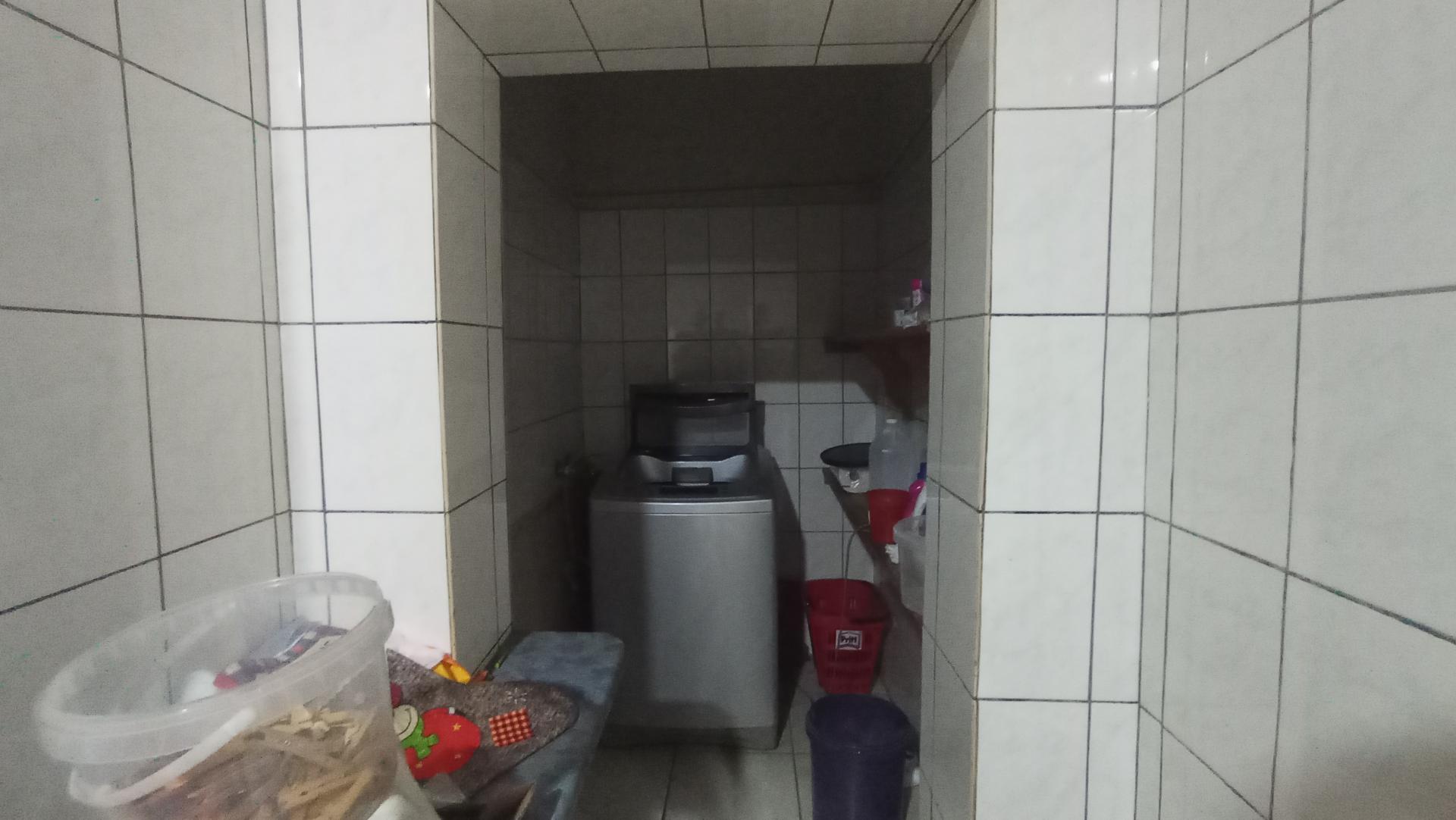 Laundry Room  - 16 square meters of property in Daspoort