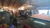 Garage - 97 square meters of property in Daspoort