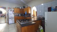 Kitchen - 35 square meters of property in Daspoort