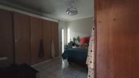 Main Bedroom - 17 square meters of property in Daspoort