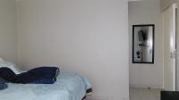 Main Bedroom - 15 square meters of property in Summerset