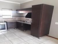 Kitchen of property in Terra Nova