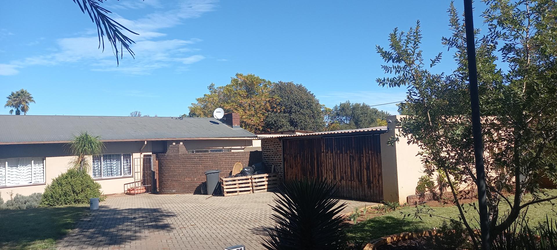 5 Bedroom House for Sale For Sale in Valhalla MR575074 M