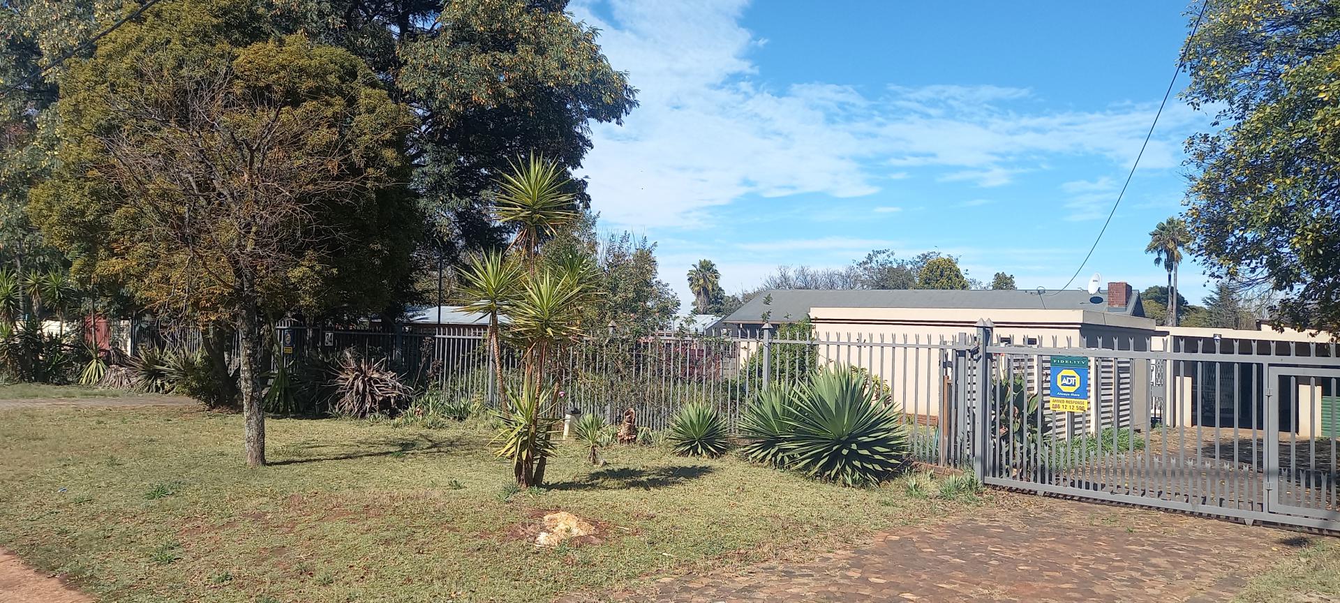 5 Bedroom House for Sale For Sale in Valhalla MR575074 M