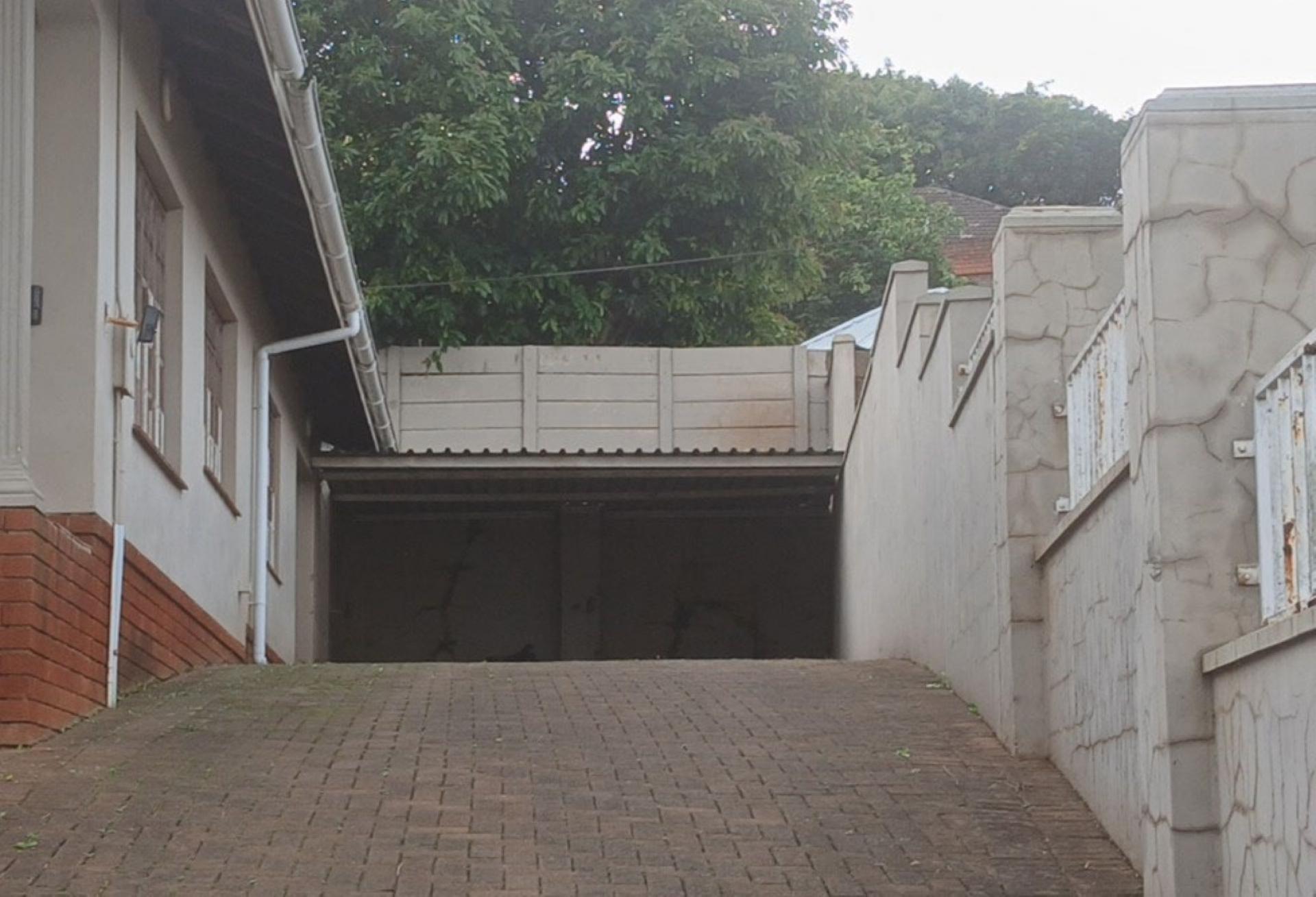 Carport  of property in Eastwood