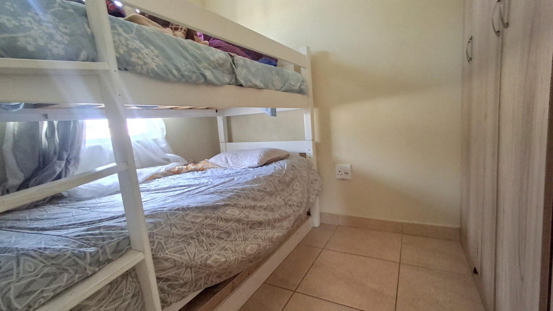 Bed Room 2 of property in Mindalore