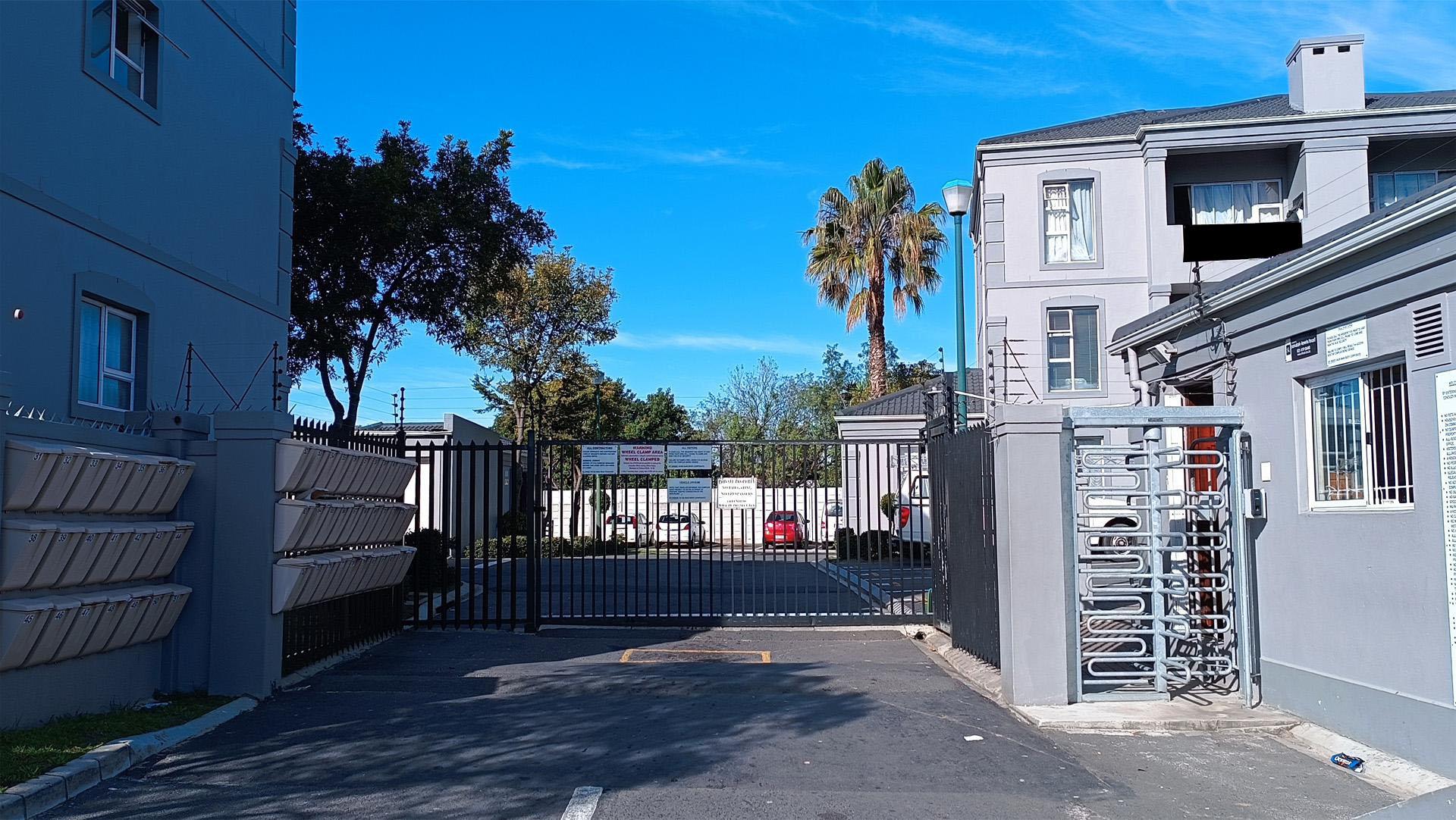 Front View of property in Milnerton