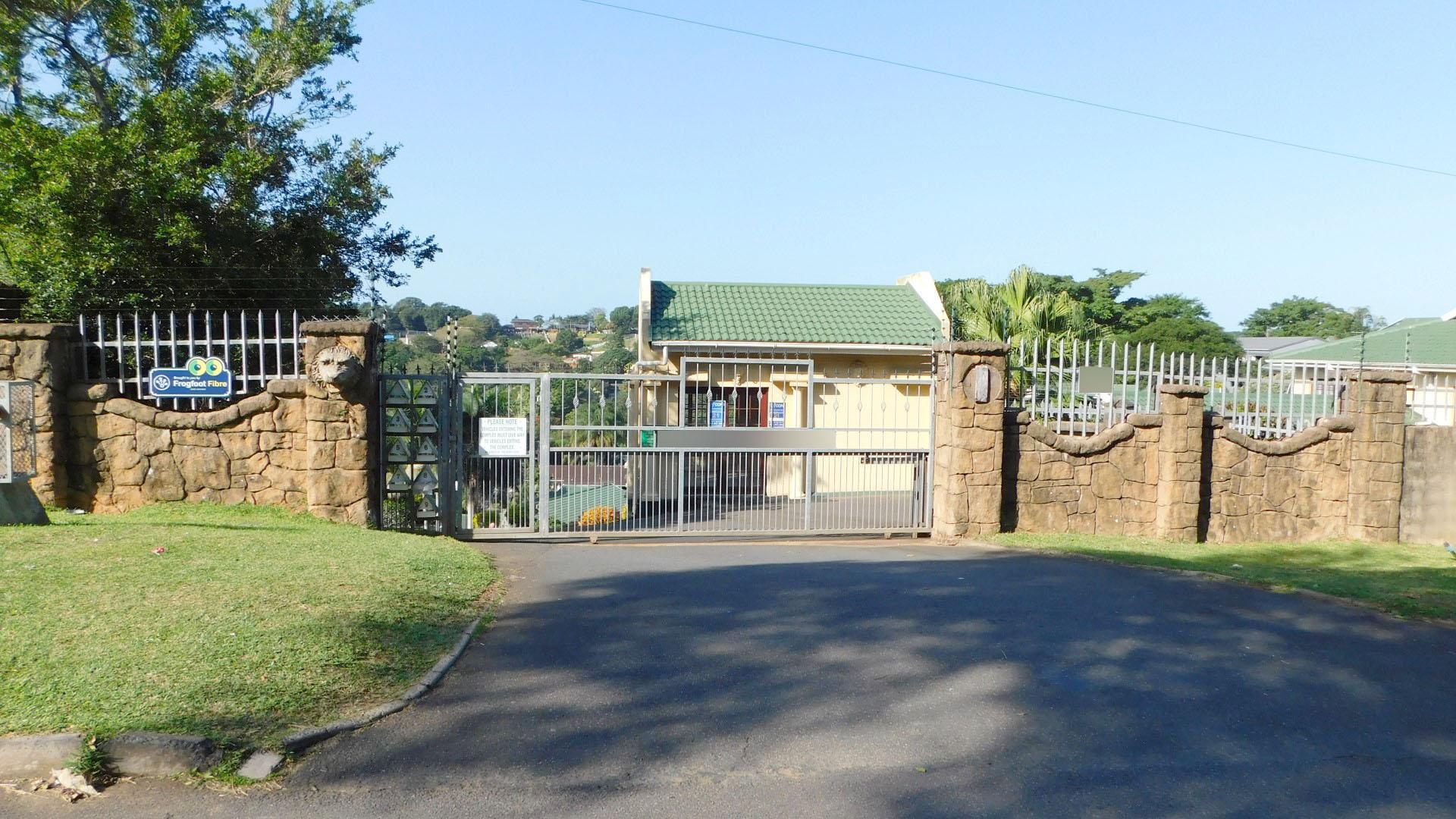 Front View of property in Amanzimtoti 