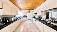 Kitchen - 29 square meters of property in Hazeldene