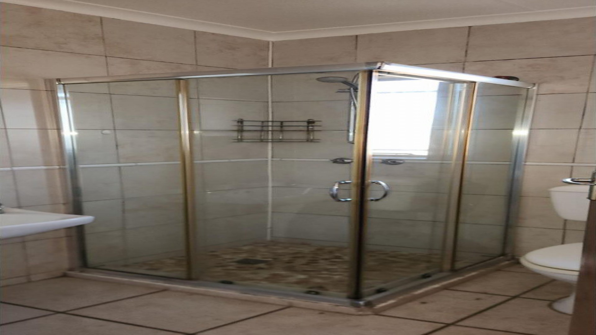 Bathroom 1 of property in Secunda