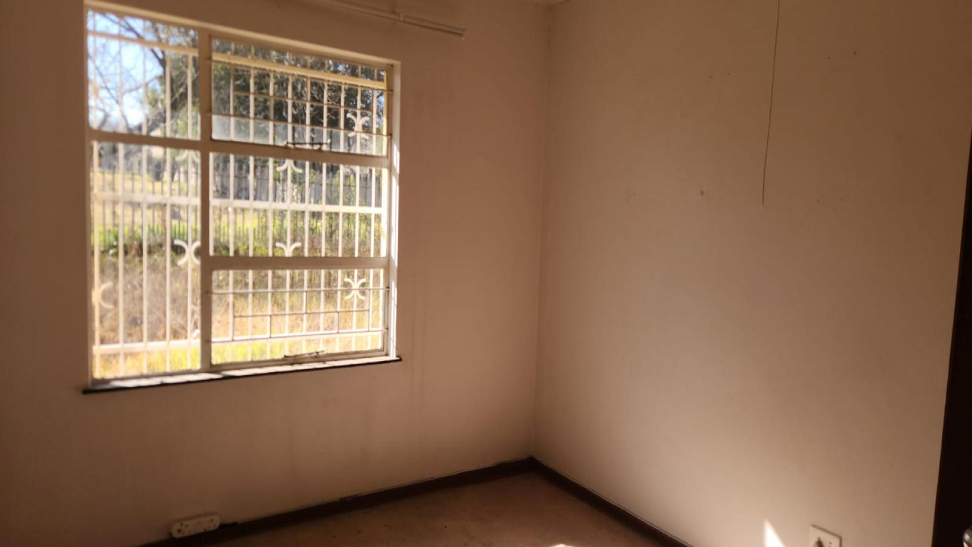 Bed Room 1 of property in Secunda