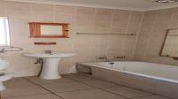 Bathroom 2 of property in Secunda
